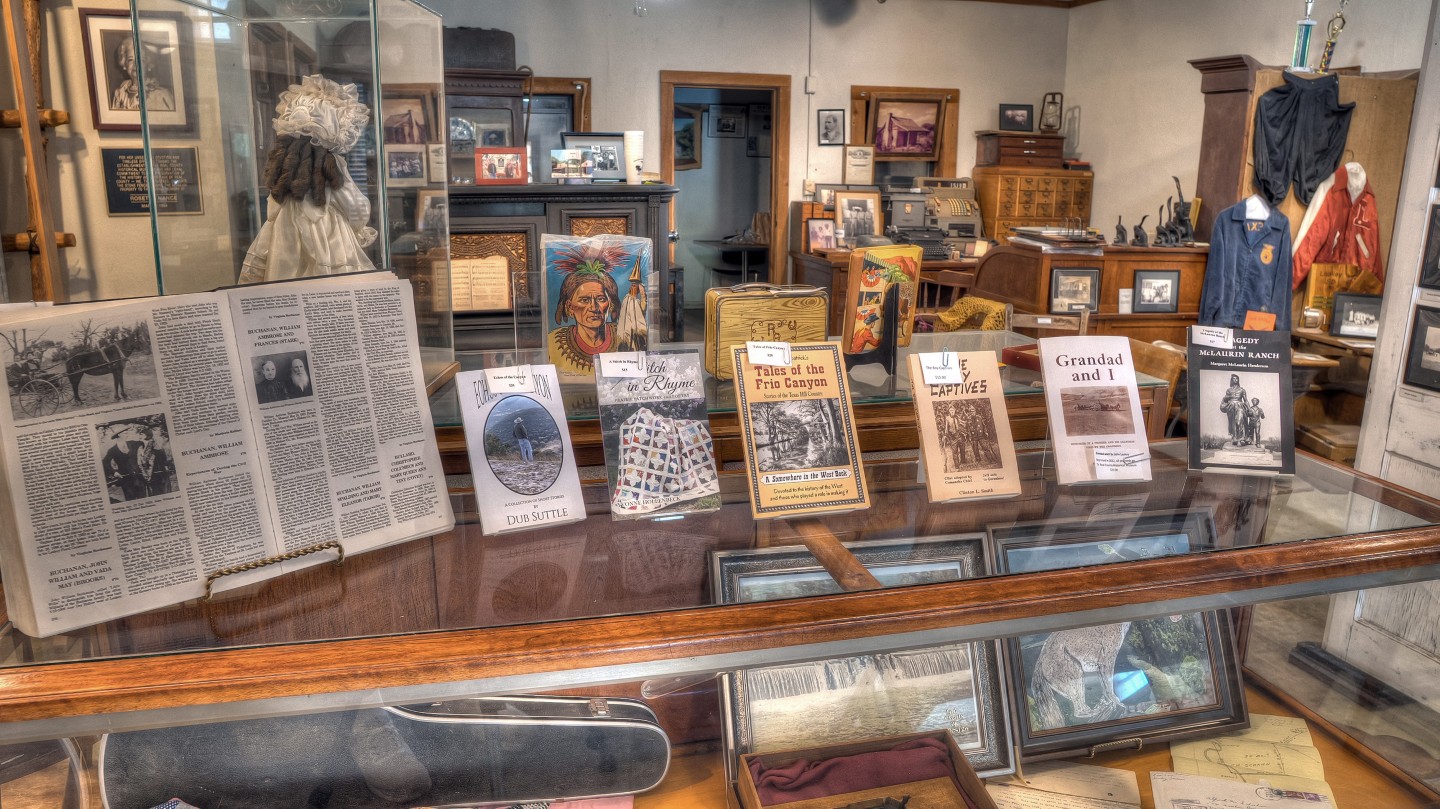 Real County Historical Museum