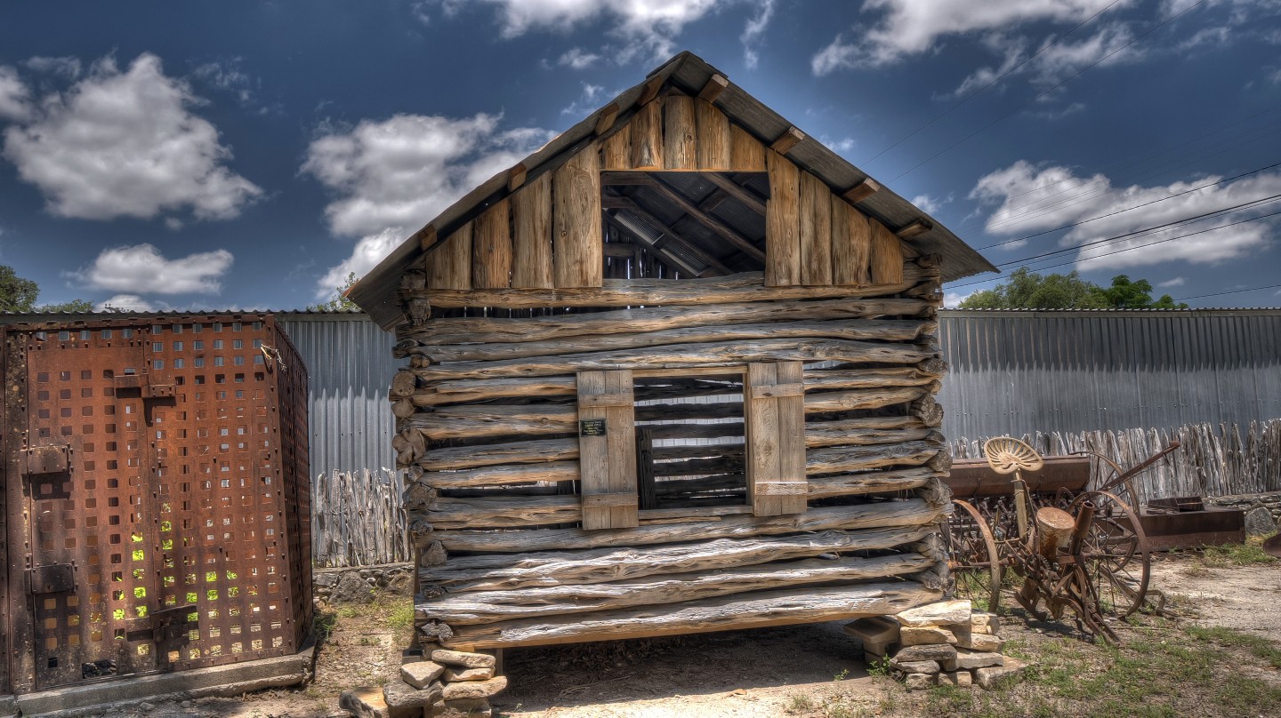 Real County Historical Museum